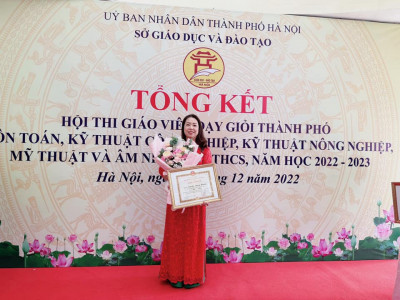 Trường THCS Văn Yên xin chúc mừng Cô giáo Nguyễn Thanh Huyền, giáo viên dạy môn Âm nhạc của nhà trường