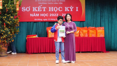 Trường THCS Văn Yên chúc mừng em Đầu Khương Duy lớp 6A12